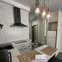 Стойка регистратуры. Электронная регистратура в поликлинике. Окно регистратуры в поликлинике. Электронная регистратура в поликлинике. Болдина 110 тула.