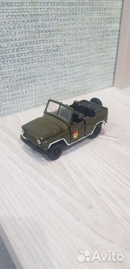 УАЗ 469 4х4 Кабриолет Парадный 1:43