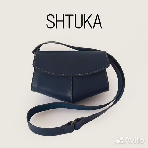 Маленькая сумка на ремне из натуральной кожи