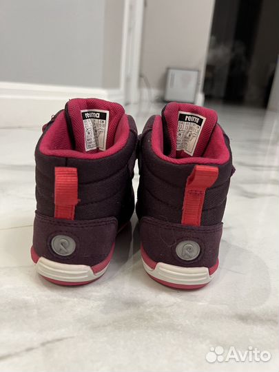 Ботинки демисезонные для девочки Reima