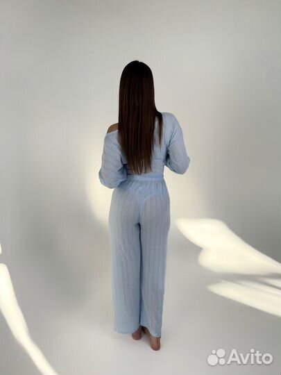 Женская пижама со штанами голубая