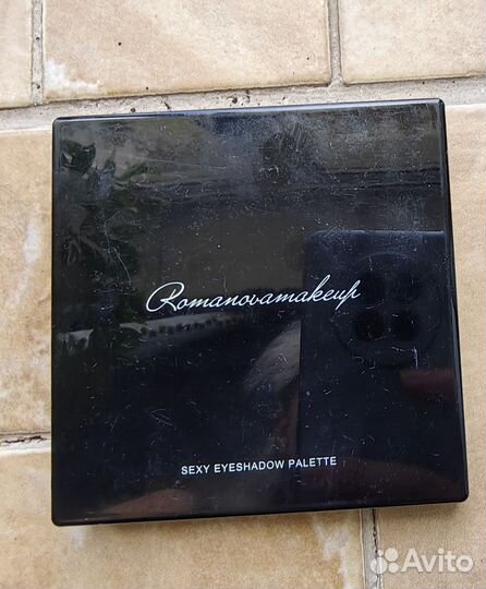 Палитра теней romanovamakeup