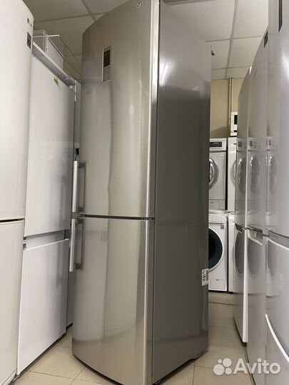 Холодильник LG