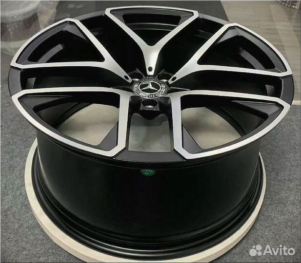 Кованые диски Mercedes R22