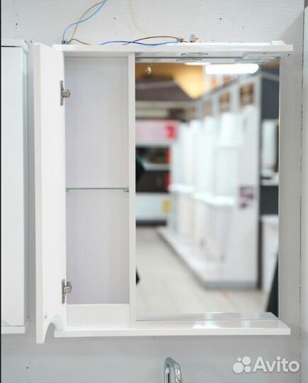 Зеркало-шкаф Венеция Даниэль 60, левый