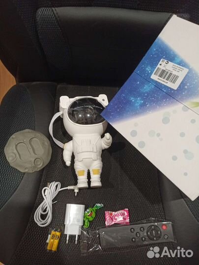 Новый Ночник проектор звёздного неба Космонавт