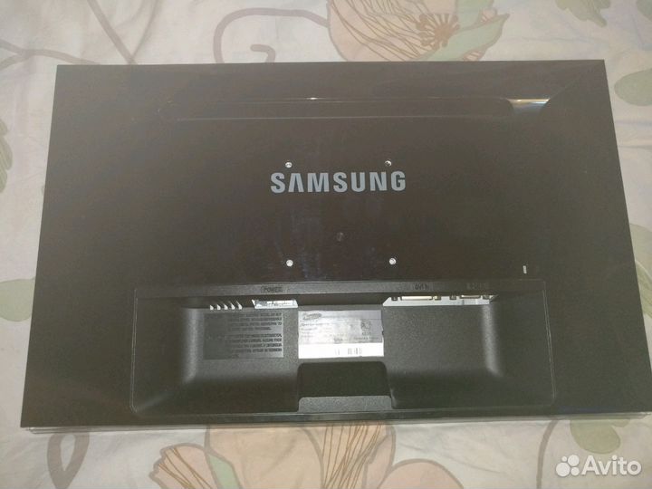 Монитор samsung SyncMaster P2050