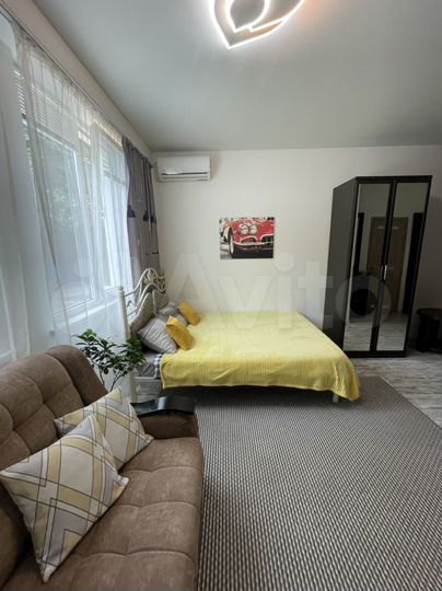 Квартира-студия, 30 м², 1/8 эт.