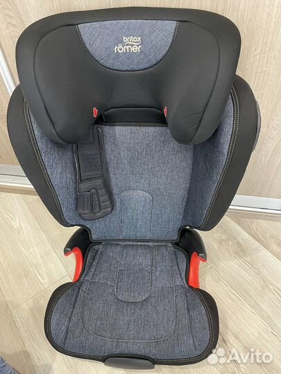 Автокресло детское britax romer