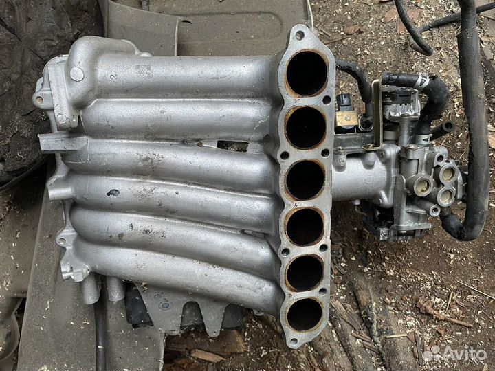 Mitsubishi Pajero Sport Коллектор впускной 3.0