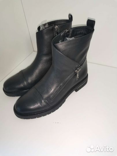 Ботинки женские