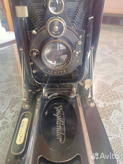 Зеркальный фотоаппарат Compur,Voigflànder
