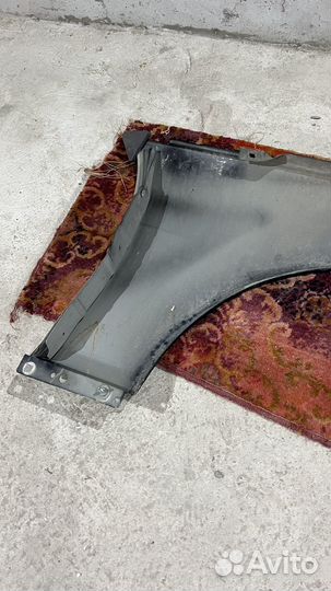 Крыло левое w204 оригинал