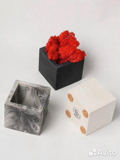 Кашпо - подсвечник из гипса и бетона