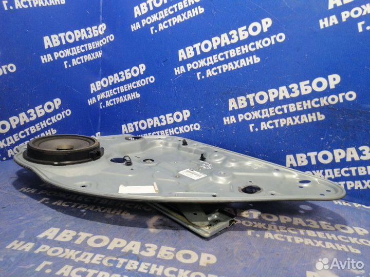 Задний правый стеклоподъемник Ford Focus 2 седан