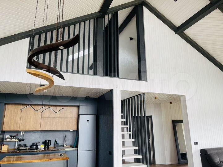 Дом 230 м² на участке 15 сот.