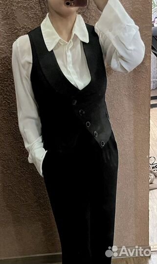 Жилетка женская 42р