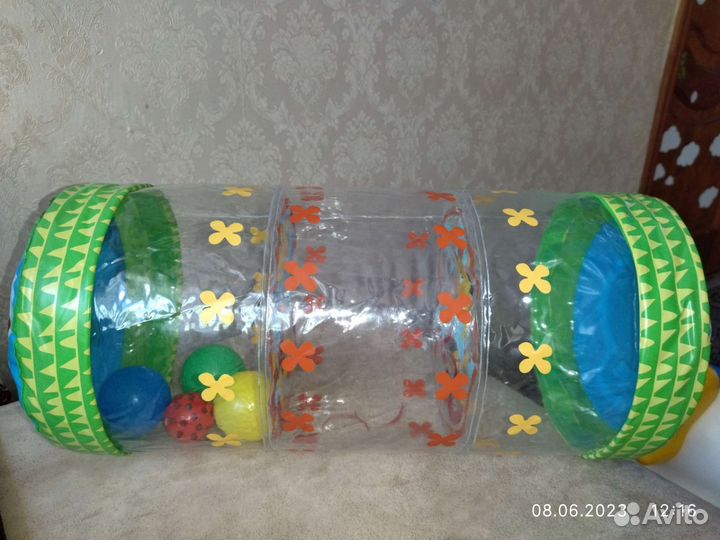 Надувной детский валик для ползания