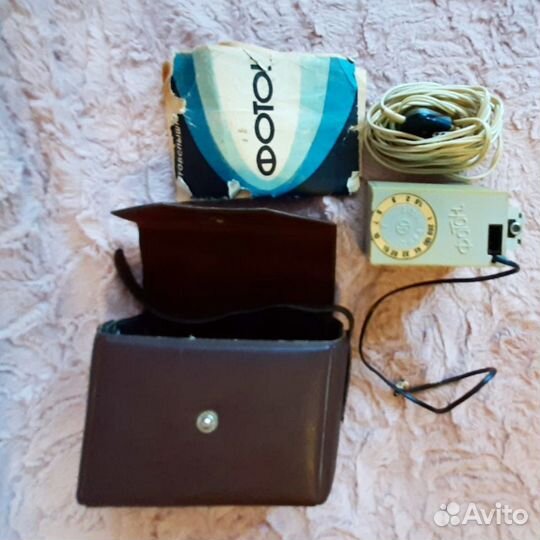 Б/У Фотоаппараты Зенит № 11 с объективом и Зенит Е