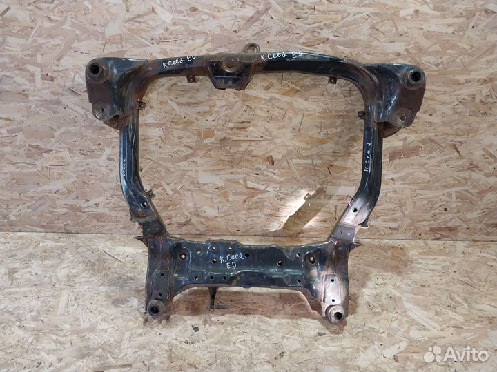 Подрамник Kia Ceed ED 2006-2012 балка передняя