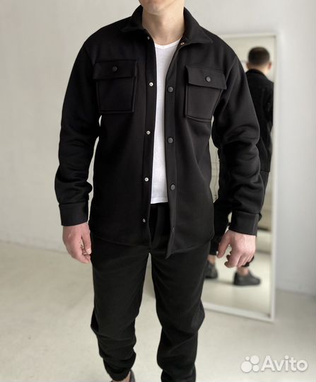 Костюм спортивный