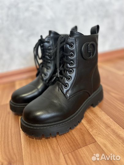 Ботинки женские