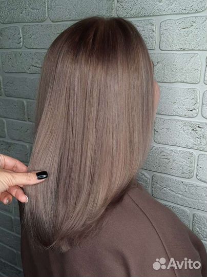 Парикмахер универсал. Мужской и женский мастер