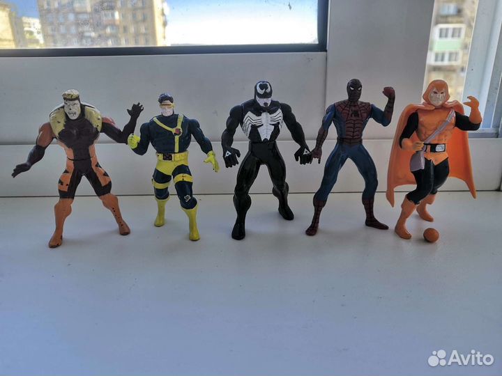Миниатюрные железные фигурки xmen,человек-паук 90х