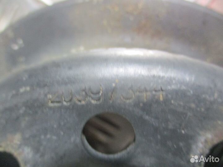 Шкив Volvo 20397344