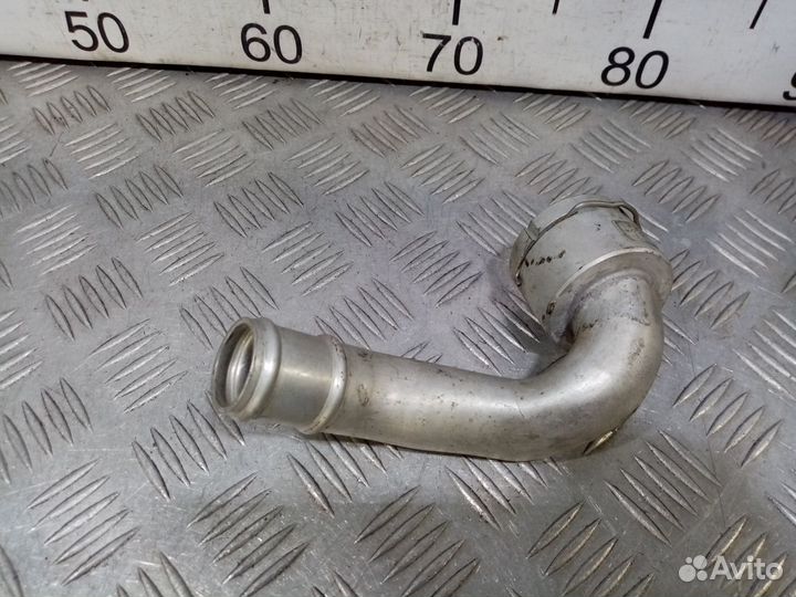 Б/У Трубка системы охлаждения Touareg#001