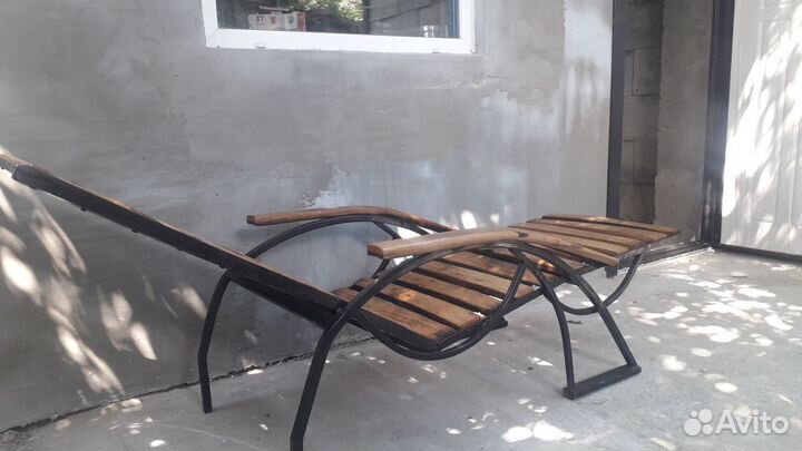 Шезлонг для дачи