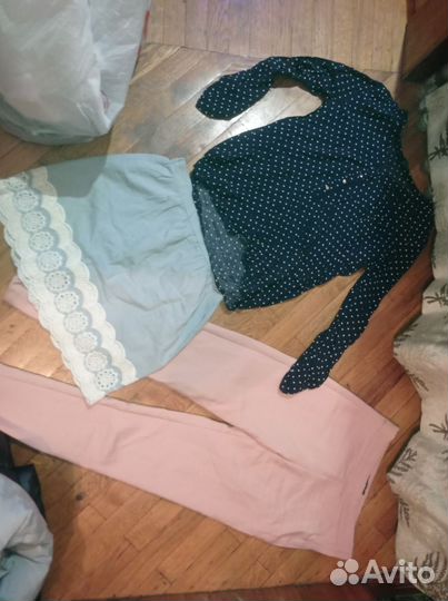 2 больших пакета фирменной одежды