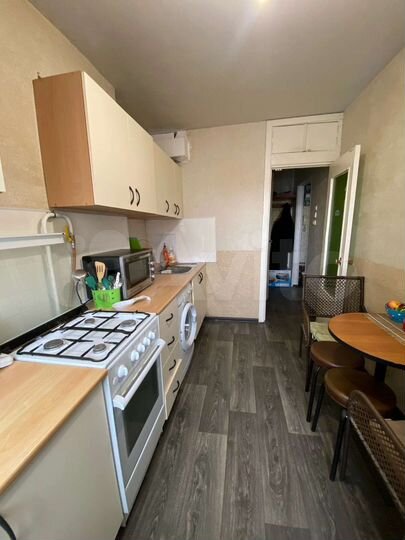 2-к. квартира, 43 м², 9/9 эт.