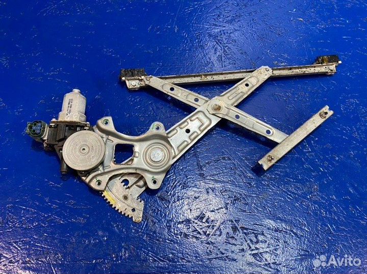 Стеклоподъемник задний правый Nissan Teana L33