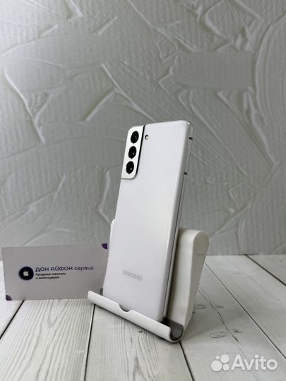 Samsung Galaxy S21, 8/256 ГБ