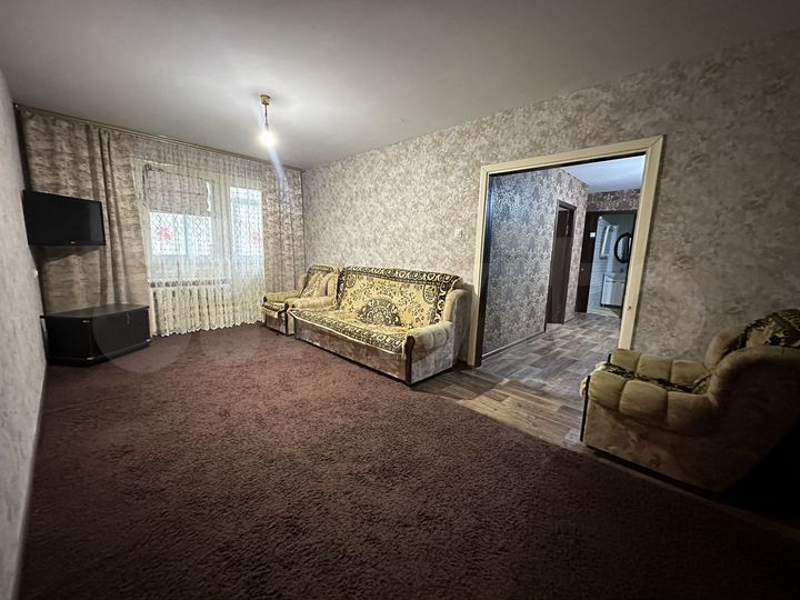 3-к. квартира, 64 м², 1/9 эт.