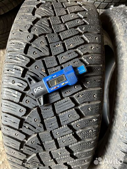 Continental IceContact 2 215/60 R16