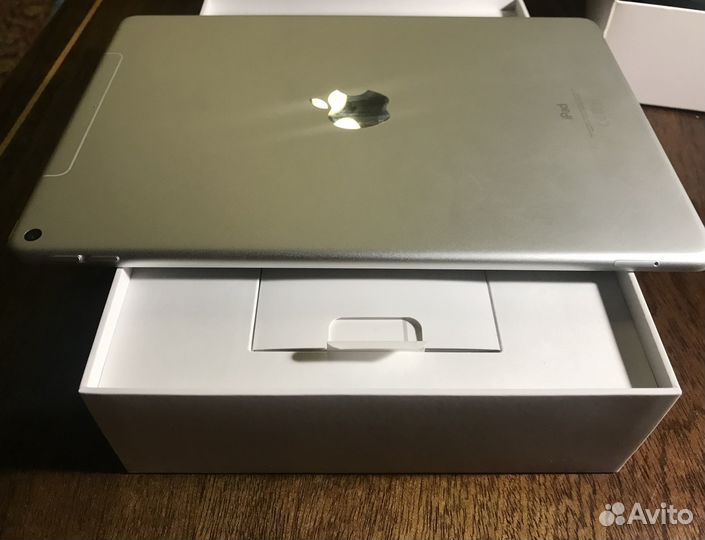 iPad Air 3 64gb wi-fi + sim silver