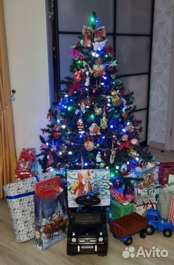 Елка искусственная