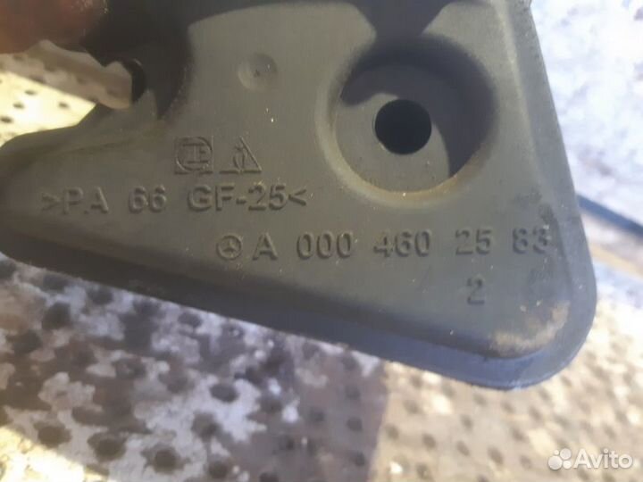 Бачок гур Mercedes-Benz ML350 (W164)