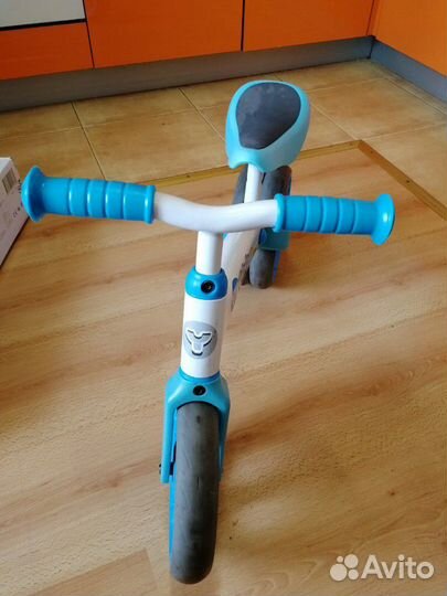Продам беговел Y-Volution Velo Junior