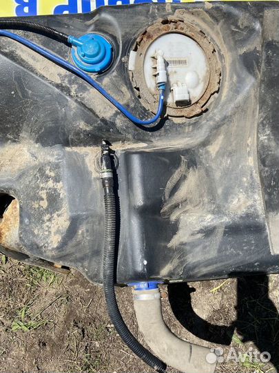 Топливный бак Opel Astra H