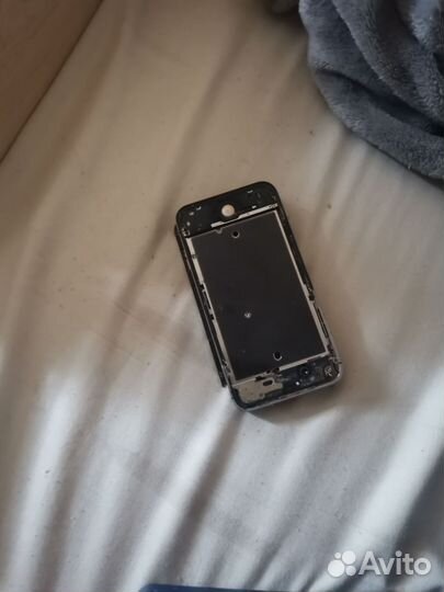 iPhone, 4 ГБ