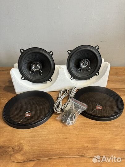 Автомобильные колонки JBL 13см