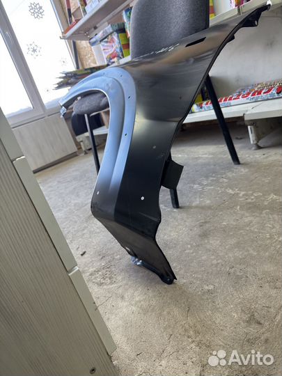 Переднее левое крыло Mitsubishi Pajero 4 2006-2016