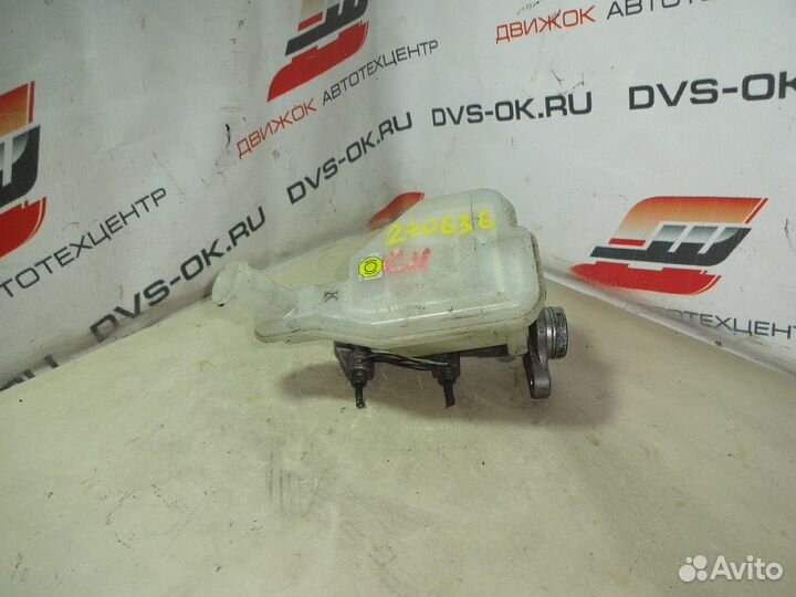 Главный тормозной цилиндр nissan C11