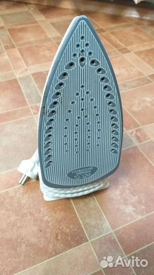 Продам утюг