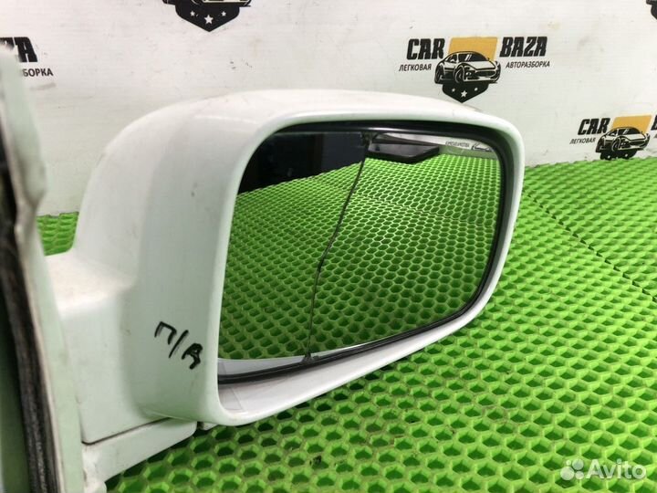 Зеркало заднего вида боковое правое R Honda HR-V