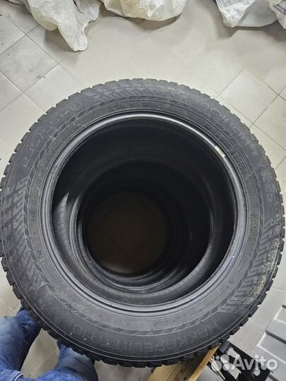 Nokian Tyres Hakkapeliitta 10p SUV 235/55 R18