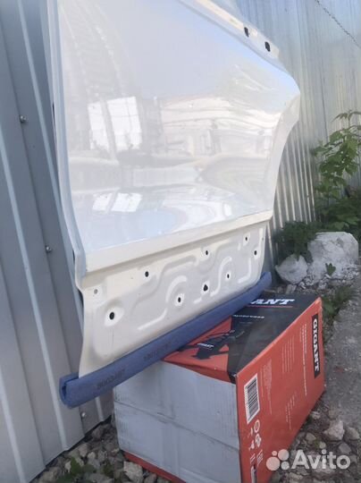 Задняя дверь на volkswagen tiguan